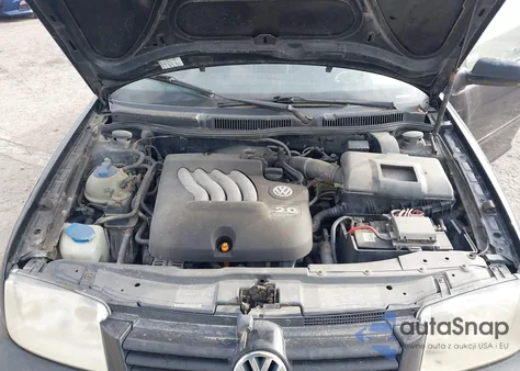 2000 Volkswagen Jetta Gls from USA, damaged, VIN 3VWSC29MXYM174066